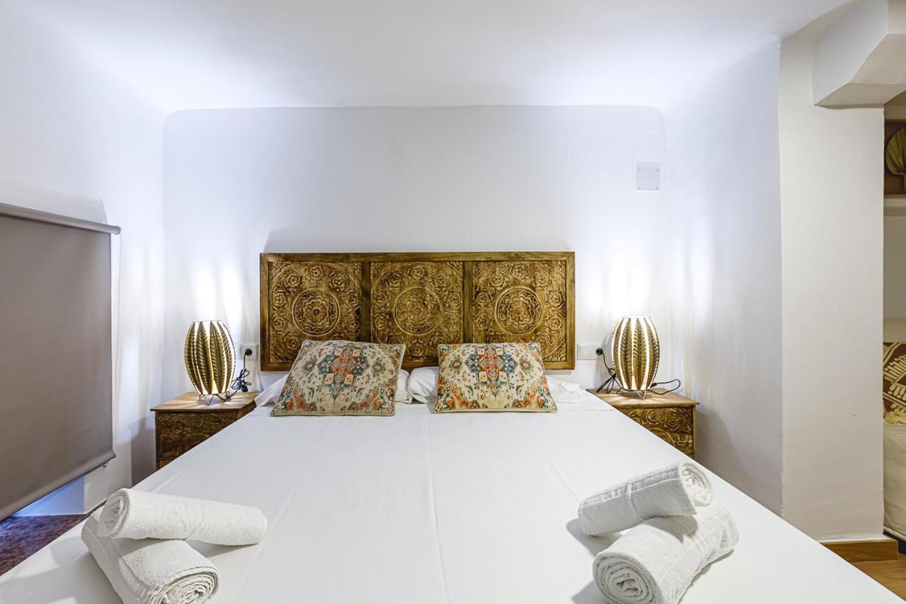 Exotic Little Palace City Center Alicante Esterno foto