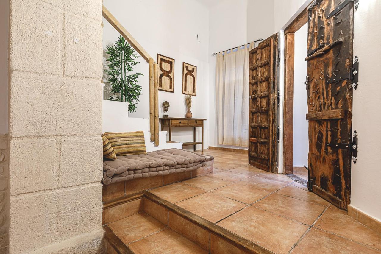 Exotic Little Palace City Center Alicante Esterno foto